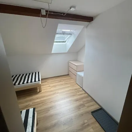 Hostel U Letiste V Mlade Boleslavi *