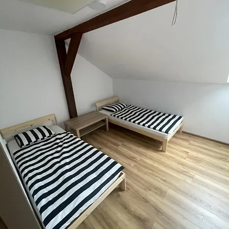 Hostel U Letiste V Mlade Boleslavi *