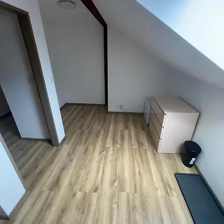 Hostel U Letiste V Mlade Boleslavi *